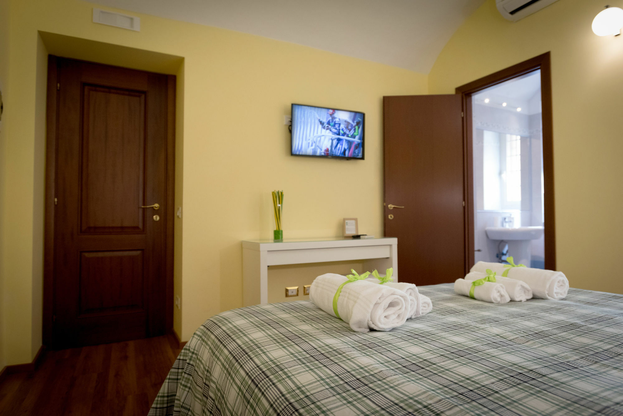 Candia Green House B&B Рим Екстер'єр фото